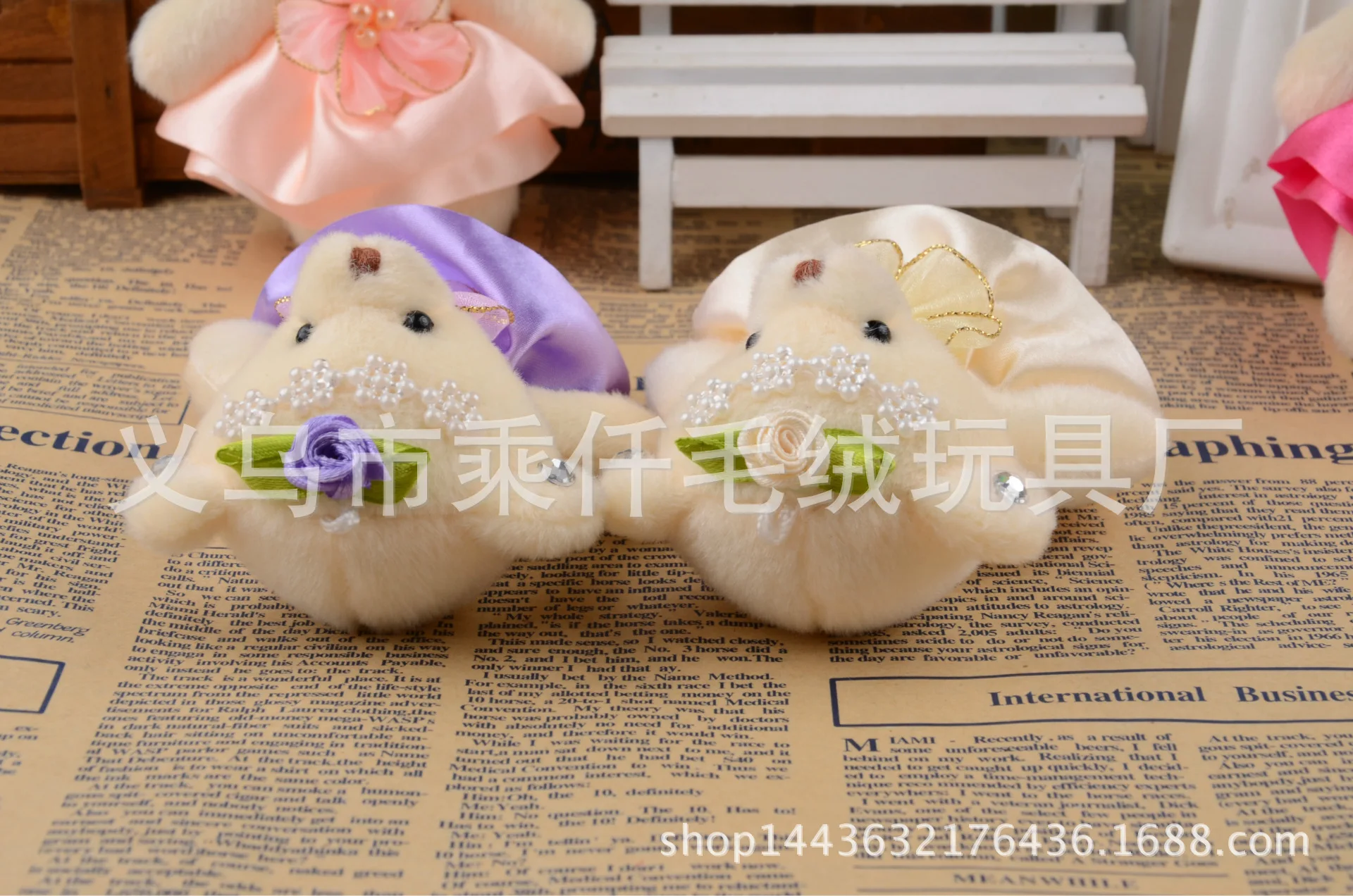 Lovers' Day Creative Bear san zhu Flower Plush Bear Keychain Pendant Valentine's Day Plush Gift Toy Valentine's Day