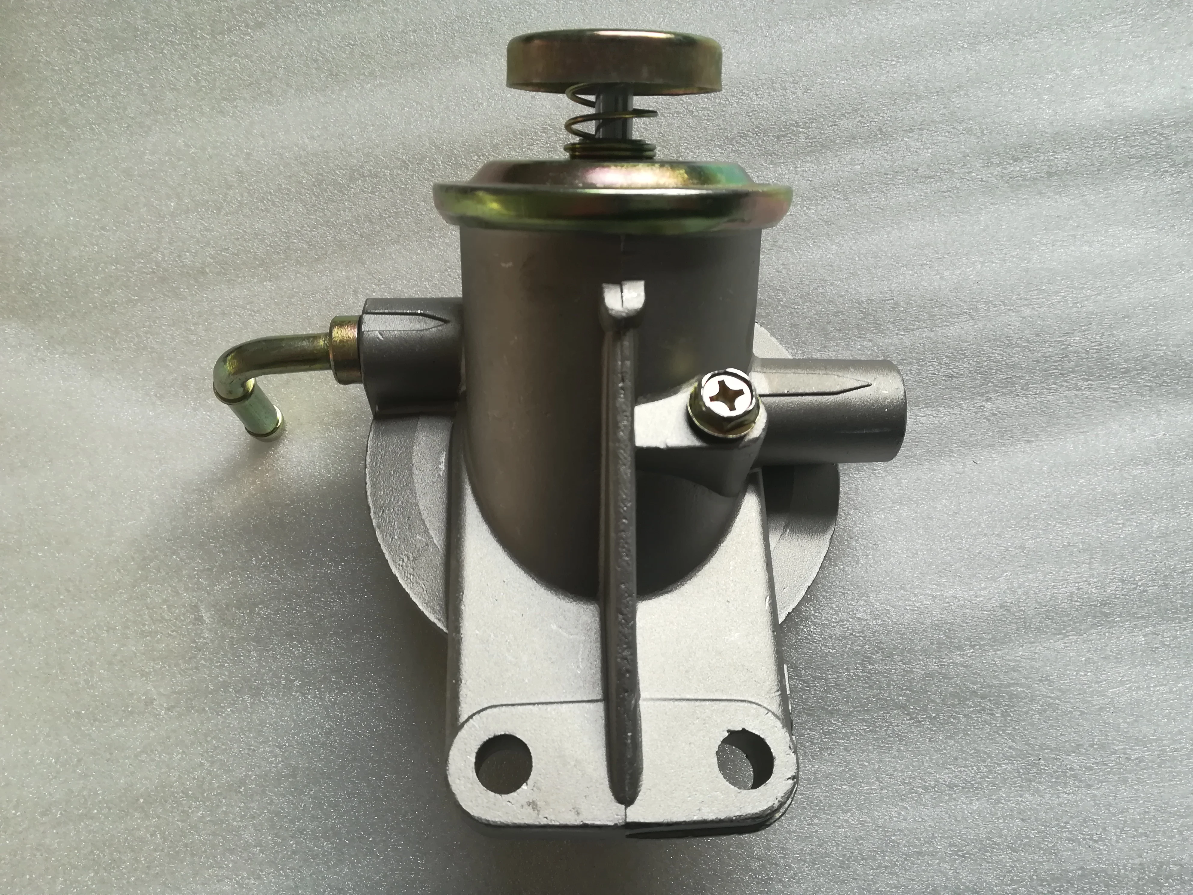 RF WLT 4D55 4D56 4G54 4M40 D4BF D4BH D4CB Fuel Filter Primer Pump For DAIHATSU Mazda Isuzu Mitsubishi Hyundai 23303-87309