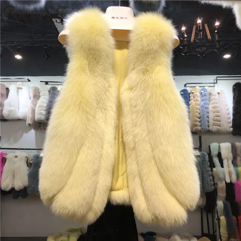 Женский меховой жилет FXFURS короткий из натурального меха лисы зимняя верхняя