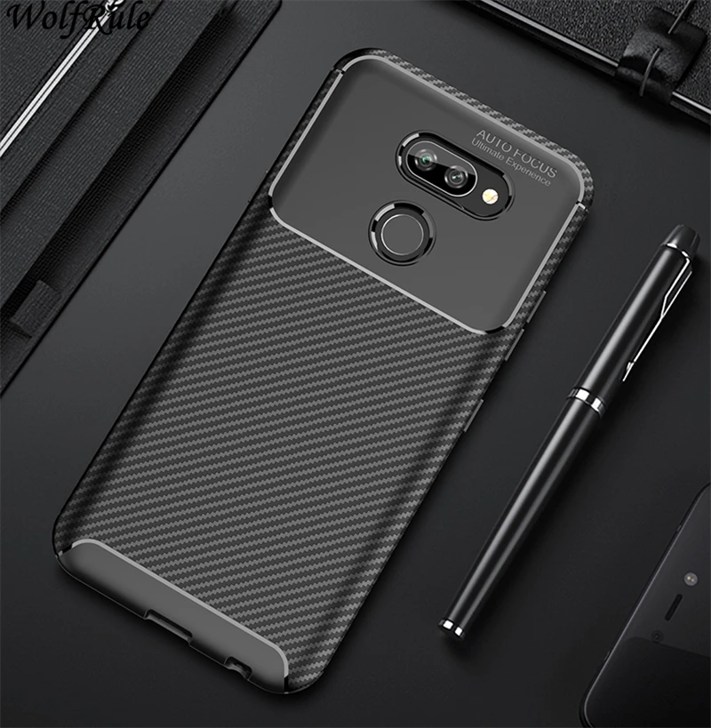 Чехол для LG K40S чехол противоударный бампер из углеродного волокна с текстурой