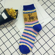 5 пар утолщенных хлопковых смесей милые термальные разных цветов Рождественские узоры средние женские трубчатые носки теплые зимние вязаные