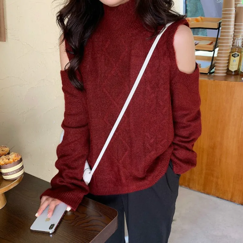 Long sleeve Pullover Sweater with loose shoulder