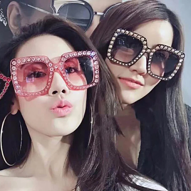 

2019 Retro Exaggeration Imitation Diamond Women Sunglasses Square Shades Shining Diamond Personality Brand Designer UV400
