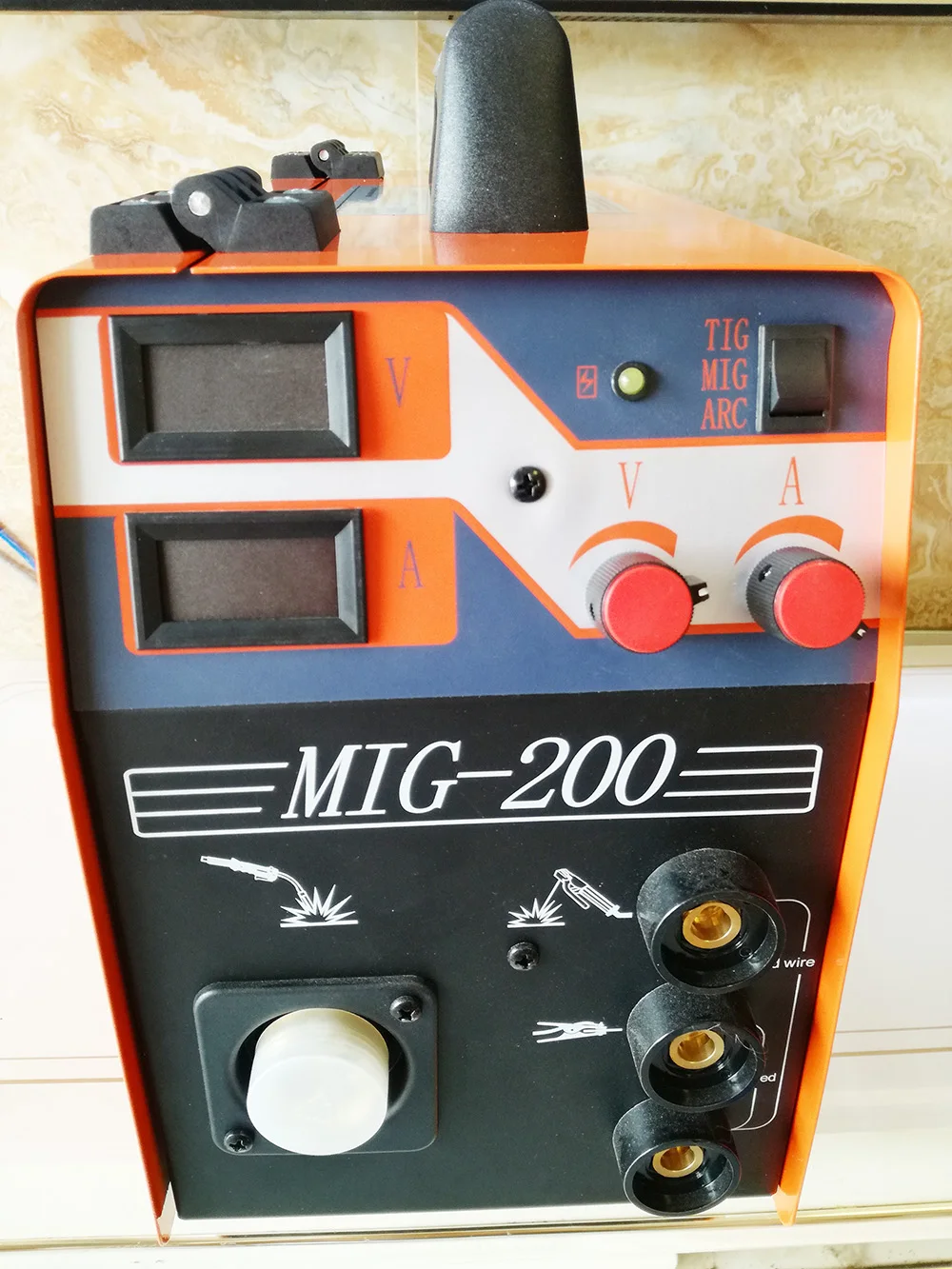 Сварочный аппарат Mig MIG200 MMA TIG MIG функции сварочные аппараты 220V с аксессуарами сварочный Mig mag