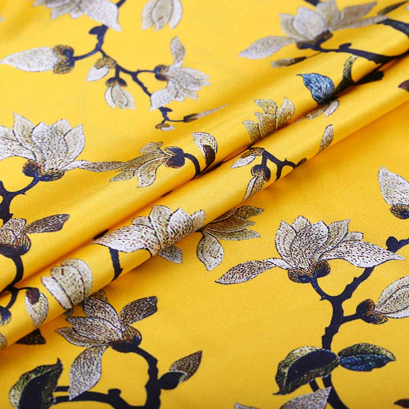 Желтый шелк Шармез стрейч атласная ткань для женщин платье с цветочным дизайном