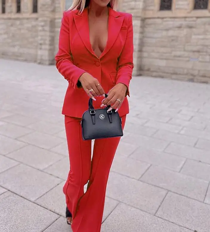 Fuchsia stretch Pantsuit with peak lapels