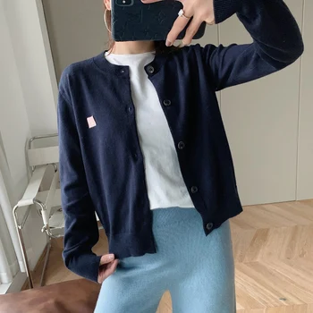 

Women's O-neck Knitted Smiley Cardigan Single Breasted Long Sleeve Spring and Autumn Short Sweater