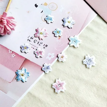 

100pcs/lot Embroidery Patches Daisy Self-adhesive Sticker Floral Clothing Decoration Accessories Bag Cellphone Diy Applique