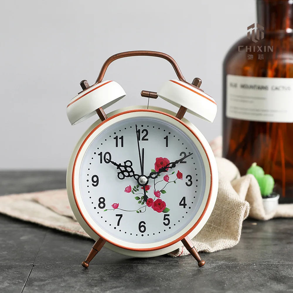 Reloj despertador Vintage para el hogar, dispositivo de 3 pulgadas con  timbre de aguja silencioso, luz nocturna, para sala de estar y escritorio  de niños - AliExpress