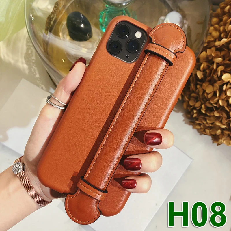 

118-H08 Luxury Brand CL PU Leather Wristband Phone Case For iPhone 11 12 Pro Mini X XR XS Max 8 Plus Se2 Cover Bag