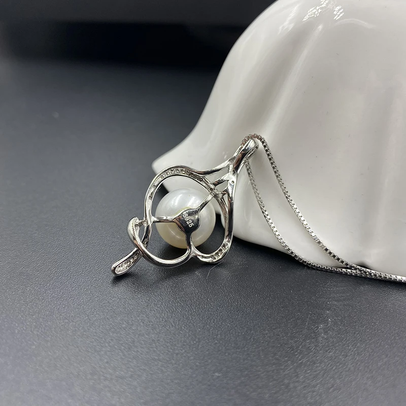 Sinya Natural pearl pendant necklace inlay cz stones high luster fine jewelry in 925 sterling silver for women include chain