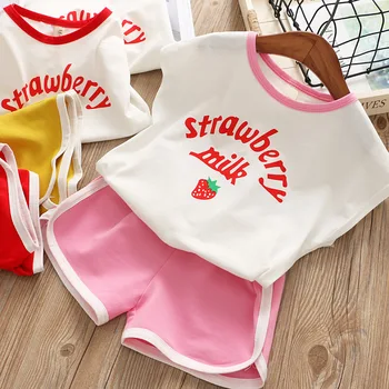 

2020 Casual set children's wear girl Korean version strawberry print vest shorts two-piece set T-shirt children's shorts summer