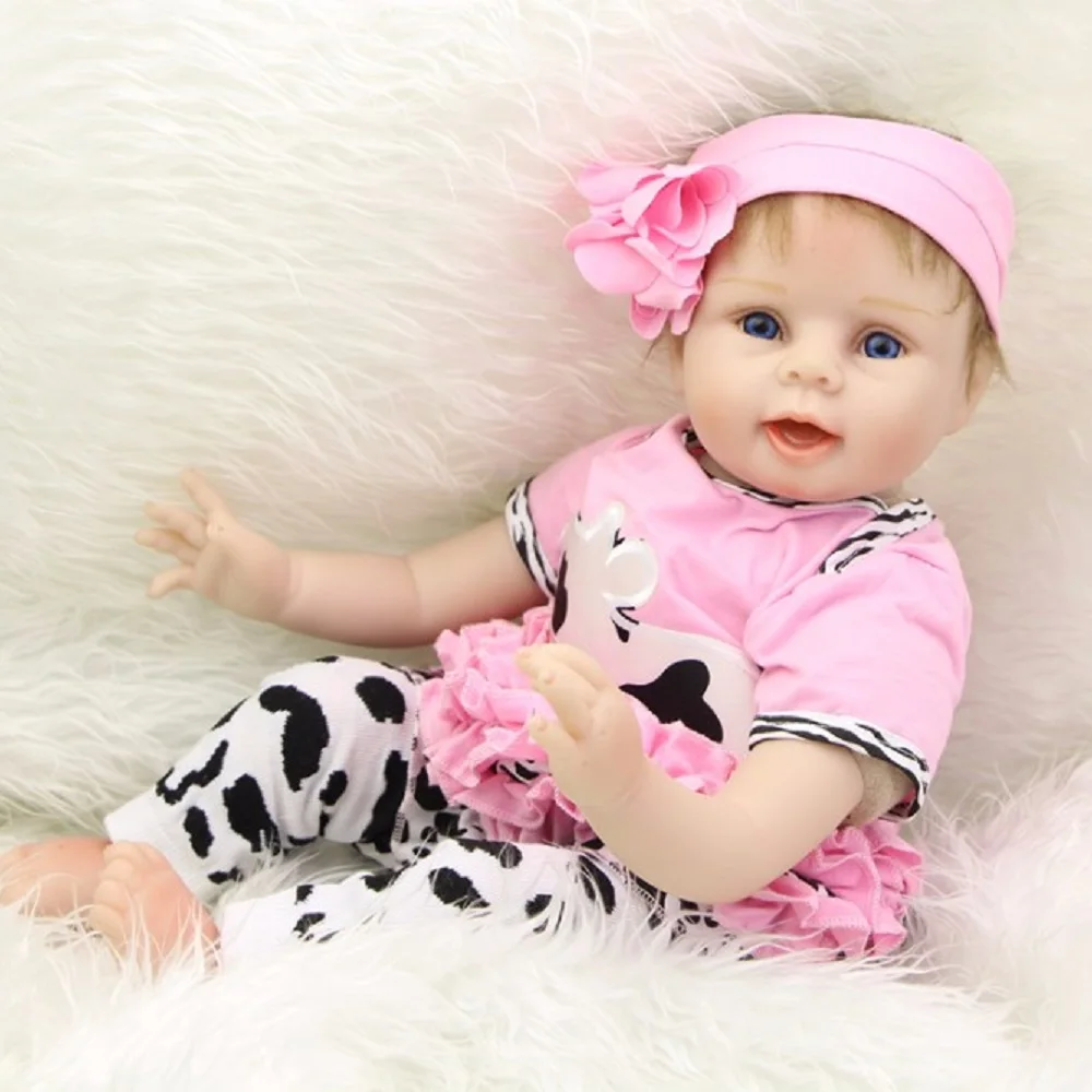 

KEIUMI 22 Inch Lifelike Baby Doll Soft Silicone 55cm Realistic Princess Girl Reborn Baby Doll Kids Children Birthday Gift