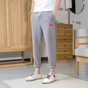 

2020 new men's slim young popular embroidered decoration 4 points casual pants straight pants 952#