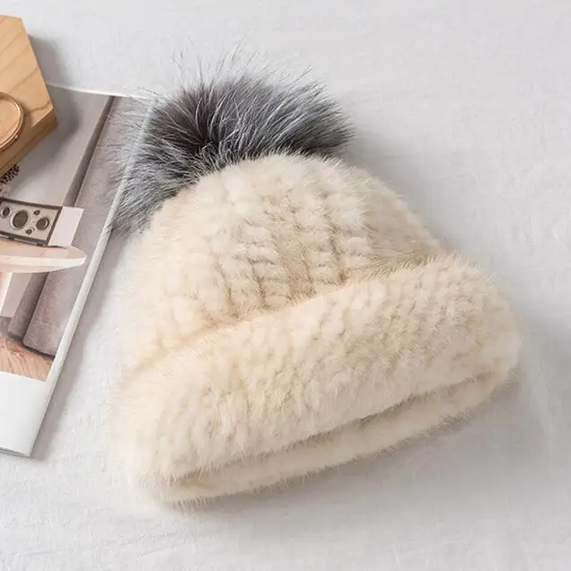 beige YC Fur настоящие меховые шапки головные уборы для женщин, вязаные шапки из меха норки, шапки с помпоном из меха серебристой лисы, женская зимняя шапка - Цвет: beige