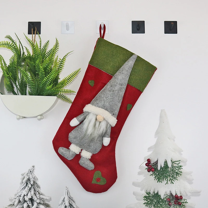 

2019 New High Quality Christmas Tree Decoration Cute Socks Gift Bag Xmas Pendant Hanging Ornaments