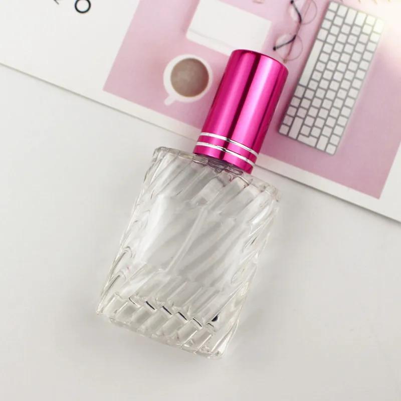 1 шт. 15 мл цветная стеклянная бутылка для духов с распылителем мини многоразовая пустая дорожная бутылка-контейнер для косметики - Цвет: Розовый