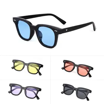 

Women's Glasses Flat Lens Vintage Fashion Mirrored Square Oversized Sunglasses