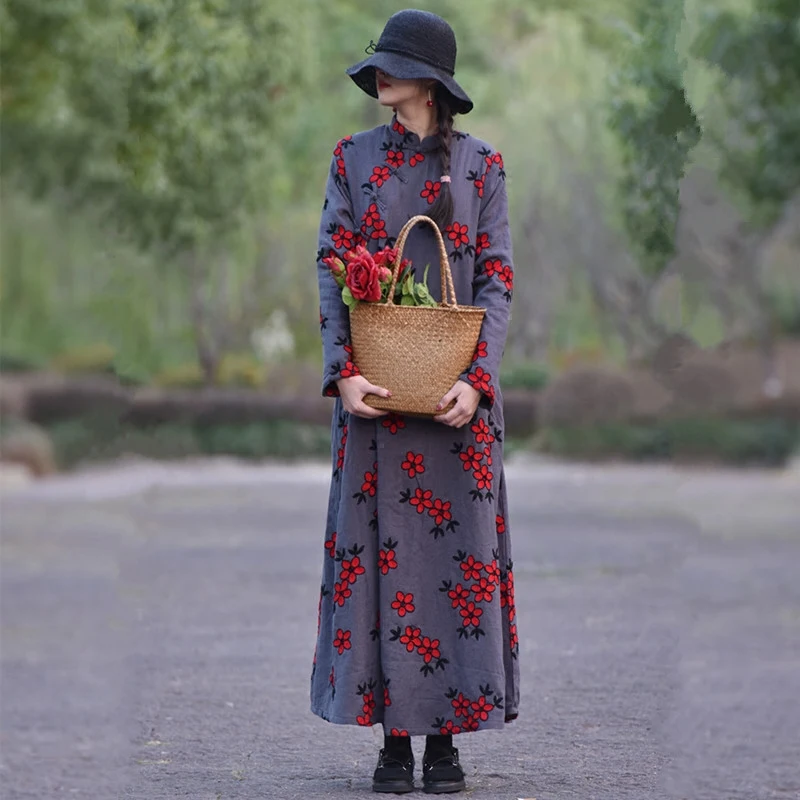 Gratis Verzending 2019 Nieuwe Chinese Stijl Katoen Lange Maxi Vrouwen Lange Mouwen Losse Jurk Borduren Winter Dikke Warme Fleece Jurken Gratis Verzending 2019 Nieuwe Chinese Stijl Katoen Lange Maxi Vrouwen Lange Mouwen Losse Jurk Borduren Winter Dikke Warme Fleece Jurken
