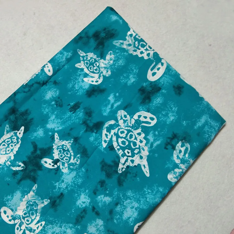 

Pretty Ocean Blue Sea Turtle Animal Printed Cotton Poplin Fabric 50x110cm Fabric Patchwork for Cloth Dress Party Home Decoration