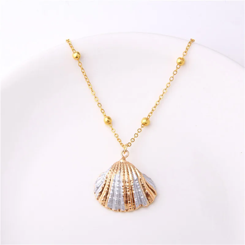 

2019 New Boho Conch Shells Necklace Sea Beach Shell Torques For Women Shell Cowrie Summer Jewelry Gift