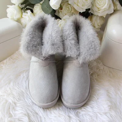 

The latest high-quality snow boots in Europe in 2019, real cowhide, 100% natural wool, free delivery, women's shoes
