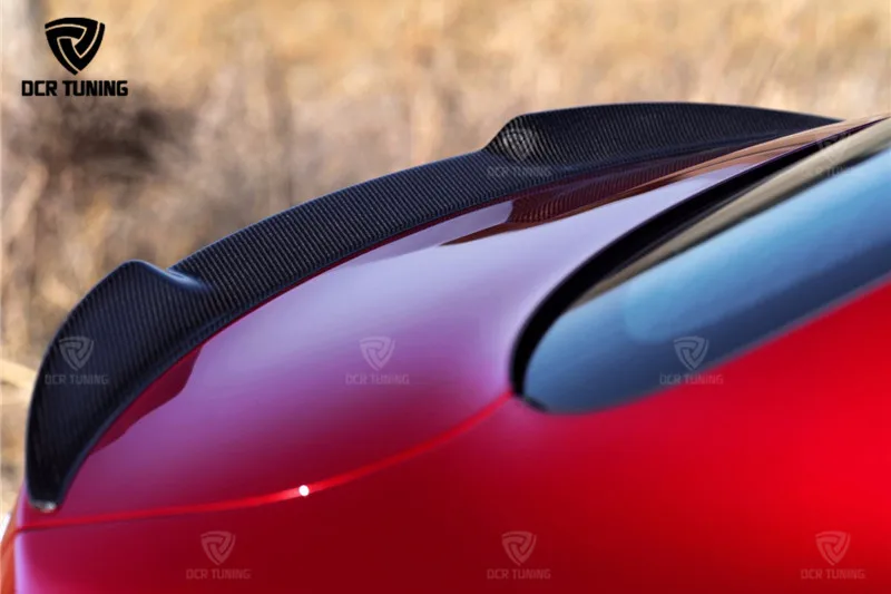 2017-Alfa-Romeo-Giulia-Quadrifoglio-spoiler_2048x2048