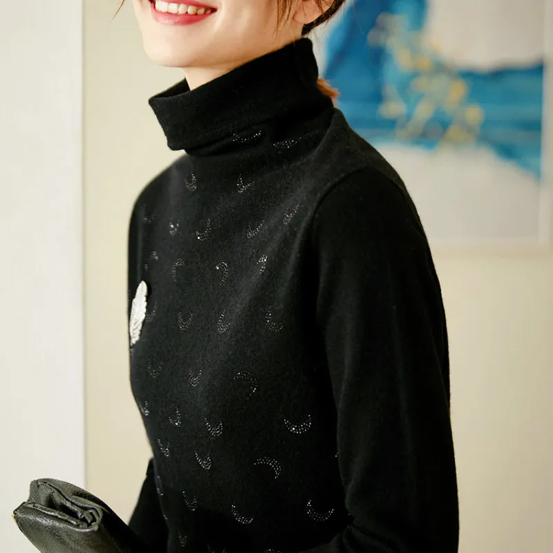 

Women Sweater Moon Rhinestone High Neck Pile Neck Cashmere Sweater Sweater