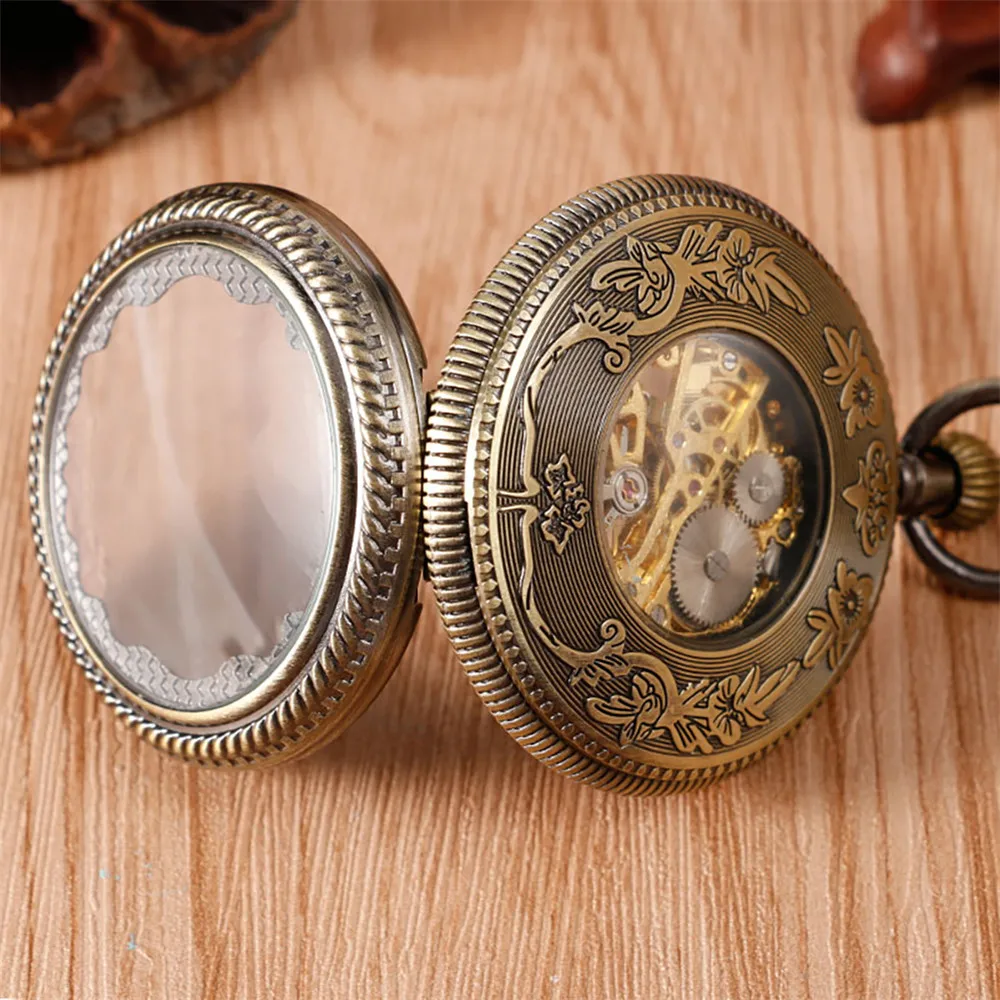Roman Numeral Display Mechanical Hand Winding Pocket Watch Transparent Glass Black/White Dial Retro Luxury Pendant Pocket Clock