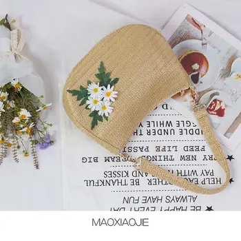 

2020 Angelatracy New Arrival Straw Knit Yellow Flower Floral Daisy Women Summer Bag Dumplings package Shoulder Bag Messenger Bag