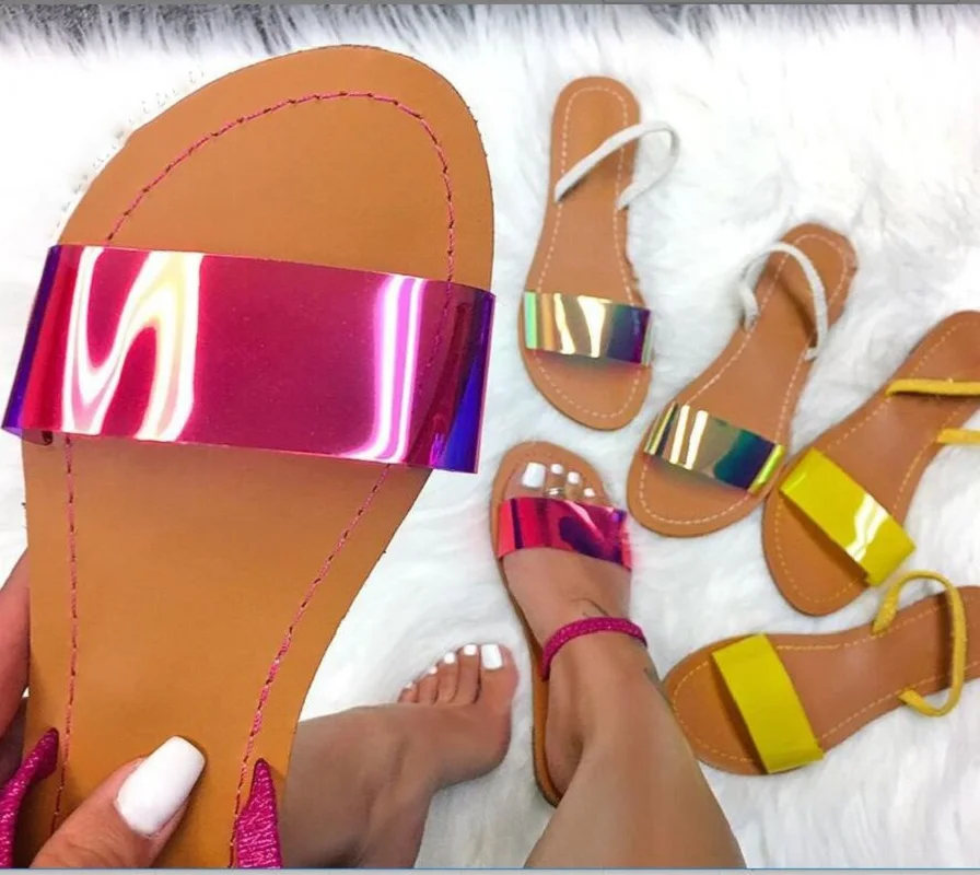 

2019 Fashion NEW Summer Women Sandals Slip-On Jelly Shoes Bling Cut Out Ladies Flat Sandals Beach Outdoor Holiday Slides BK008