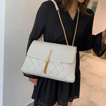 

New Luxury Design Diamond Lattice Handbags Women Shoulder Crossbody bags 2020 Tassel Casual Tote Lady Messenger Bag Female Purse