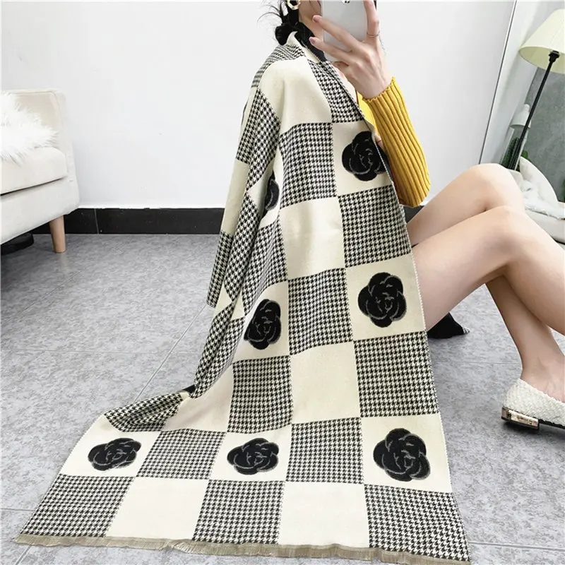 

KOI LEAPING European and American style Winter new wild scarf female Houndstooth flower cashmere double-sided warm shawl scarf