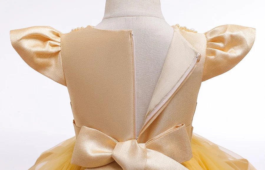 12238090588_998728583