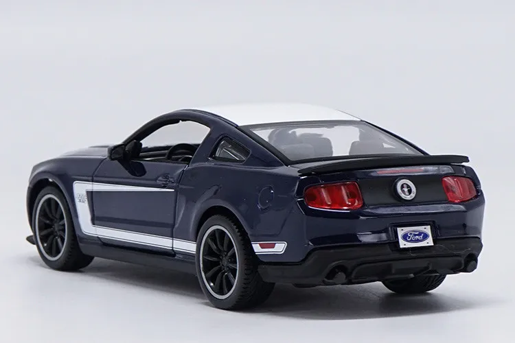Изысканная серия 1:24 Ford BOSS 302 модель сплава, моделирование литья под давлением Расширенная коллекция и Подарочное украшение