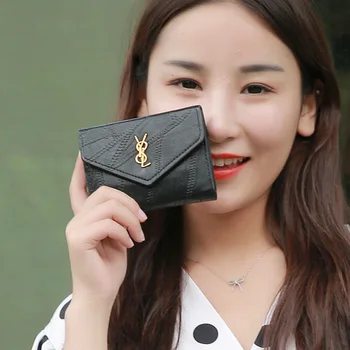 

2020 new ladies short wallet day wallet stitching three fold cute student wallet small fresh card case