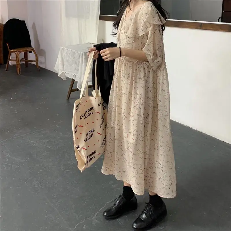 Xiaozhong сломанный цветок платье Женский Осень Hansey нежный лист лотоса воротник свободный пять рукав средней длины - Цвет: Бежевый