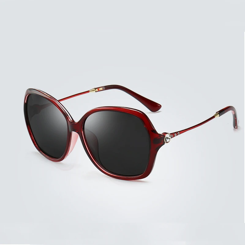 Simple Sunglasses Black Polarized Glasses Women Classic Diamond Craft Vintage Polaroid Lenses UV400 Driving Travel Essential