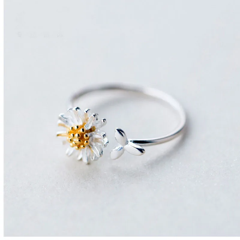 New Spring White Enamel Daisy Flower Vintage Elegant Simple Opening Rings for Women Jewelry Party Gifts womens ring jewelry rings ring jewelry