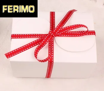 

15*10.5*8.5cm,New design Kraft paper carton box pastry, Butterfly cake /biscuit box,Christmas cardboard gift box