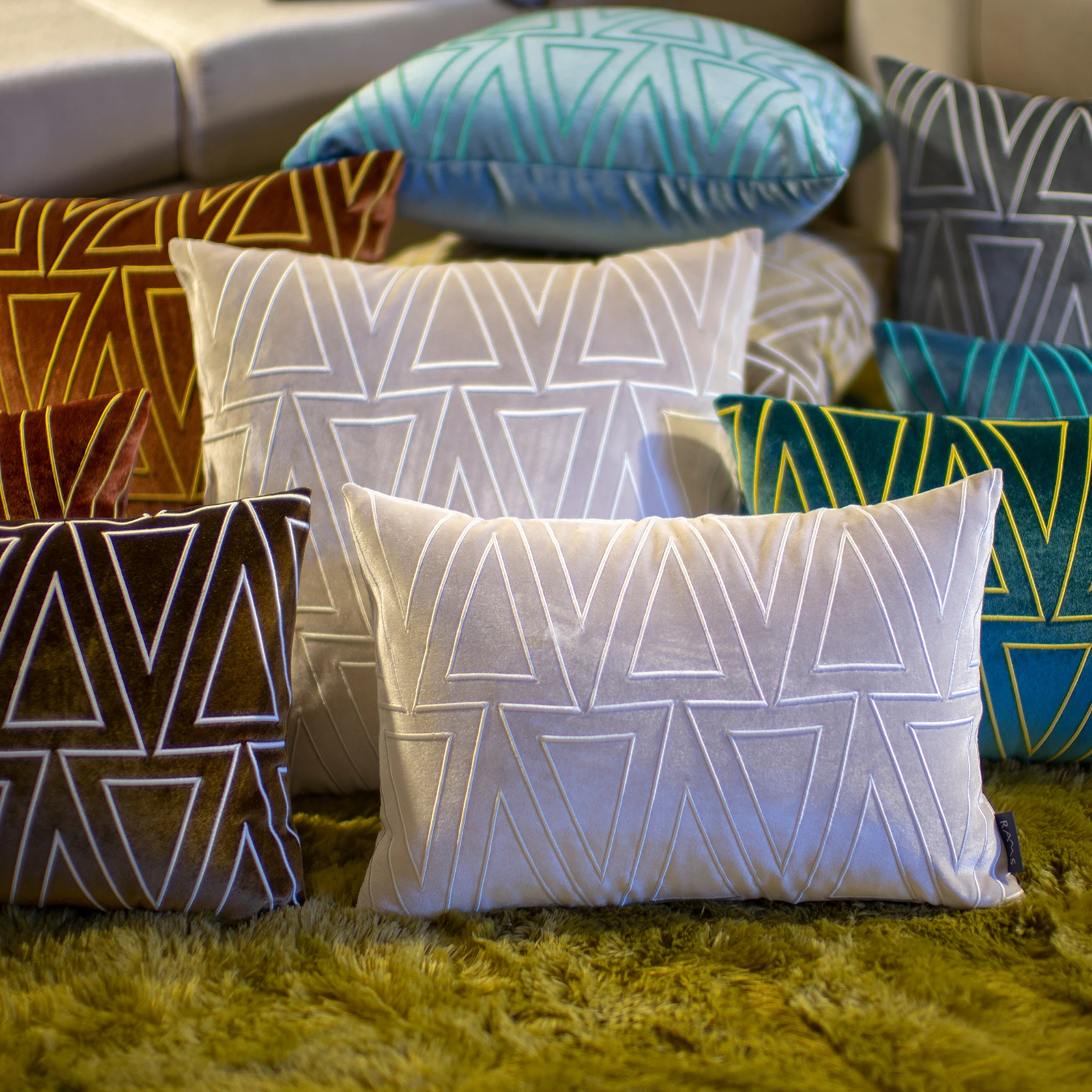 2020 ОЗУ вышитые декоративные геометрический подушка для дома Декор чехол с