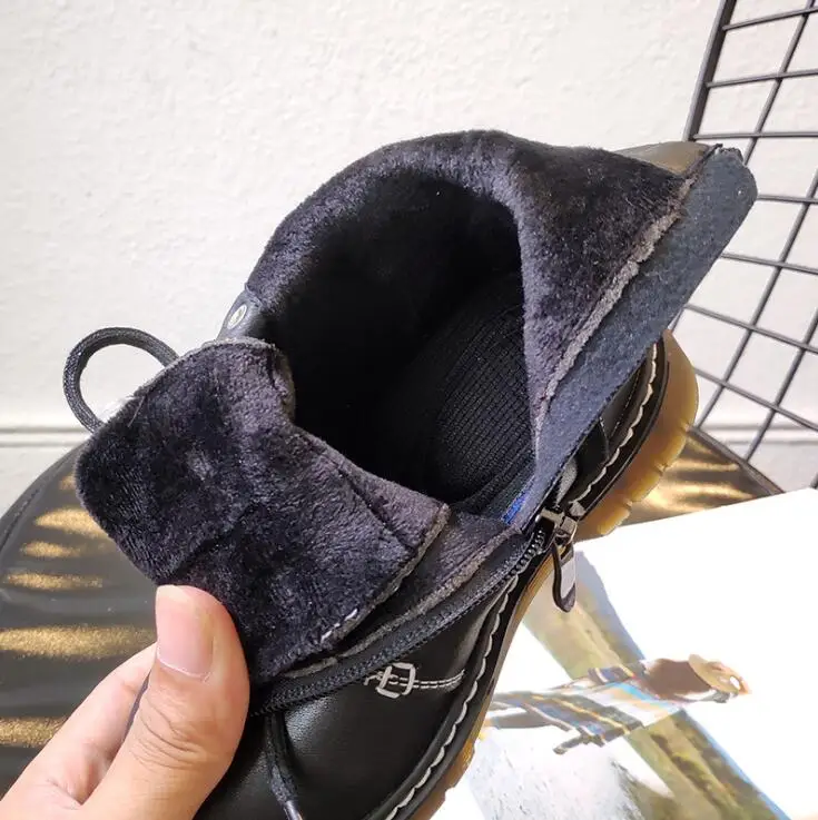 10.9th Size 26-37 Autumn winter Girls Boys SHoes New Korean children's shoes boys'leather wear-resistant girl's Martin boots