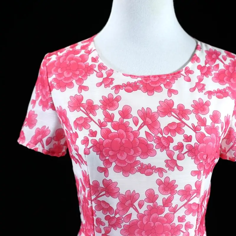 Подиумное платье для мамы и дочки; платья-майки с цветочным принтом для мамы и дочки; коллекция года; сезон лето; вечерние платья-двойки для мамы и дочки; одежда для всей семьи