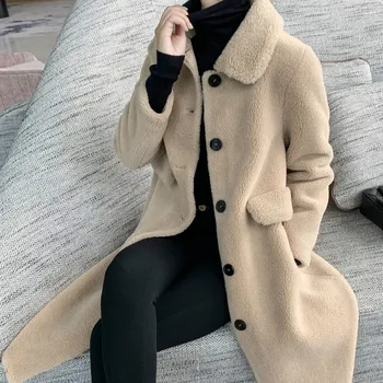 

Lamb woolen woolen long section Hepburn wind 2020 new winter popular imitation grain sheep sheared coat female coat