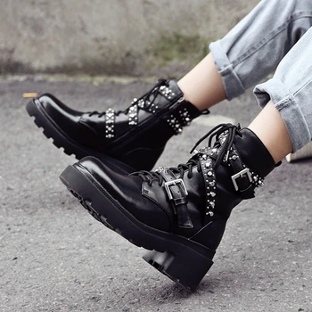 

SaraIris Lace Up Chunky Boots Women 2020 Casual Boots Ladies Brand Buckle Rivet Platform Ankle Shoes