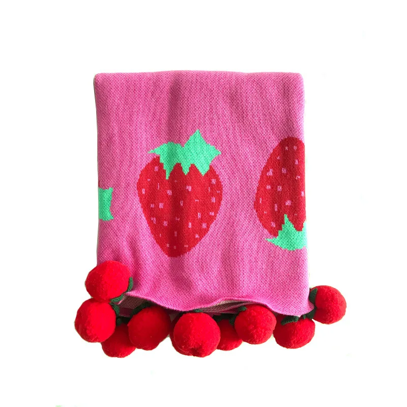 Christmas bedding Strawberry knit blanket tassels with pompom cotton wool blanket sofa throws baby sleep blanket - Цвет: Red with pompom