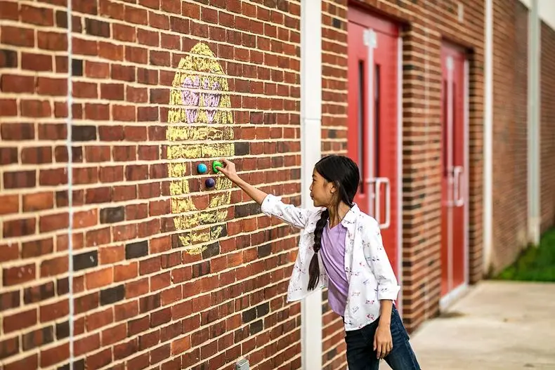 Stick-Wall-Ball-Stress-Relief-Toys-Sticky-Squash-Ball-Globbles-Decompression-toy-Sticky-Target-Ball-Catch.jpg_Q90 (2)