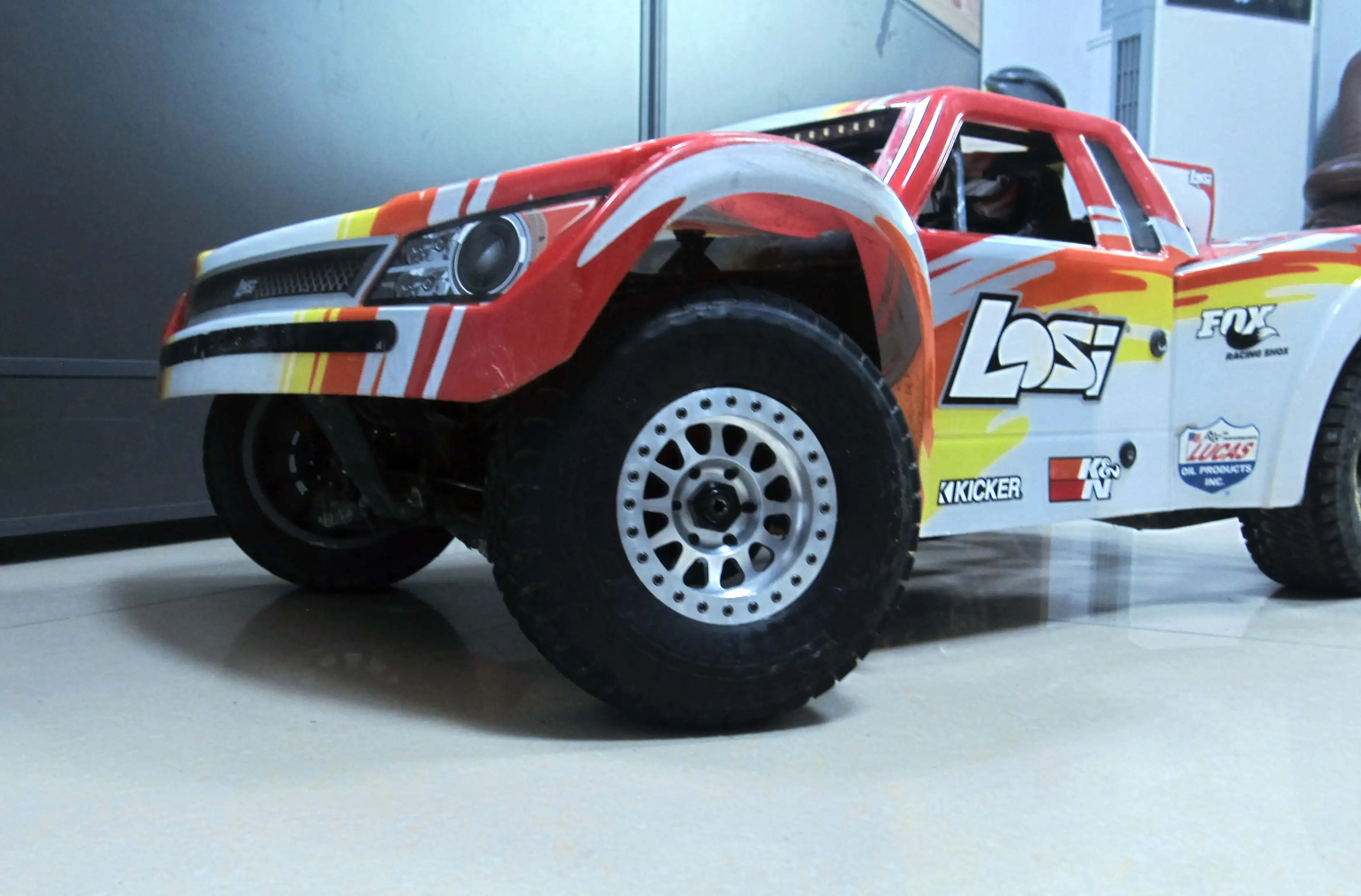 

aluminum wheel hub ,wheel rim with beadlock FOR 1/6 LOSI SUPER BAJA Rey parts 4pcs/set