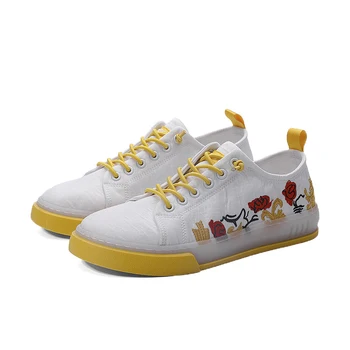 

Men's Fashion Summer White Casual Shoes Embroier Designer Mens Shoes Hot Sale Yellow Bottom Plat Shoes Zapatillas De Hombre 2020