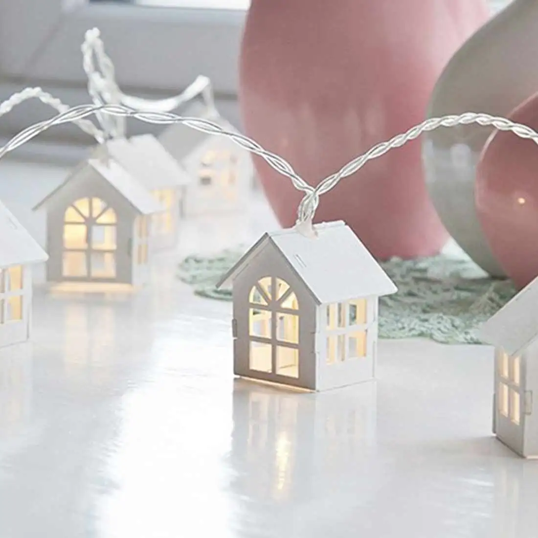 1.5m / 3m 10/20 LEDs European style house battery power fairy tale string lights garden Christmas decoration string lights